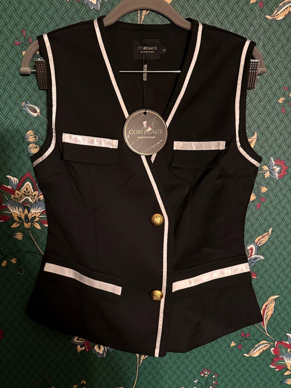 Black Sleeveless Blazer Vest with White Trim